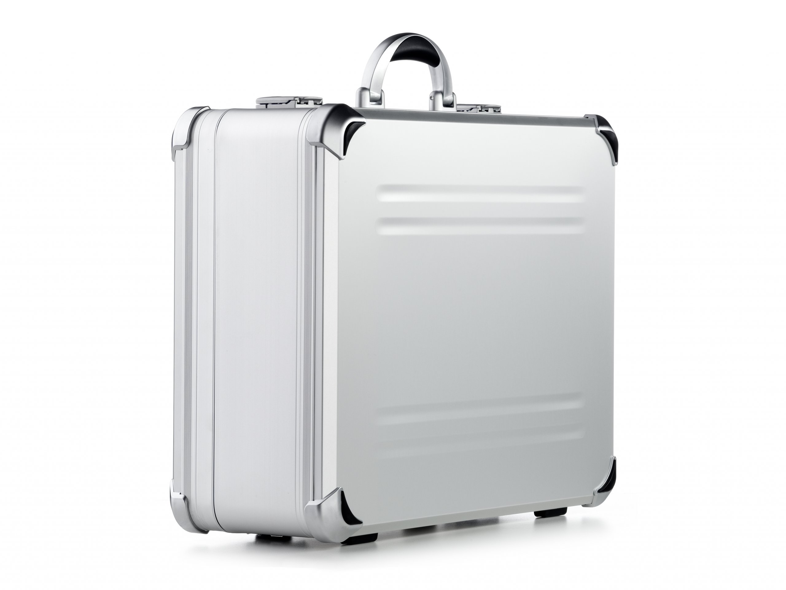 Alumi case 2025