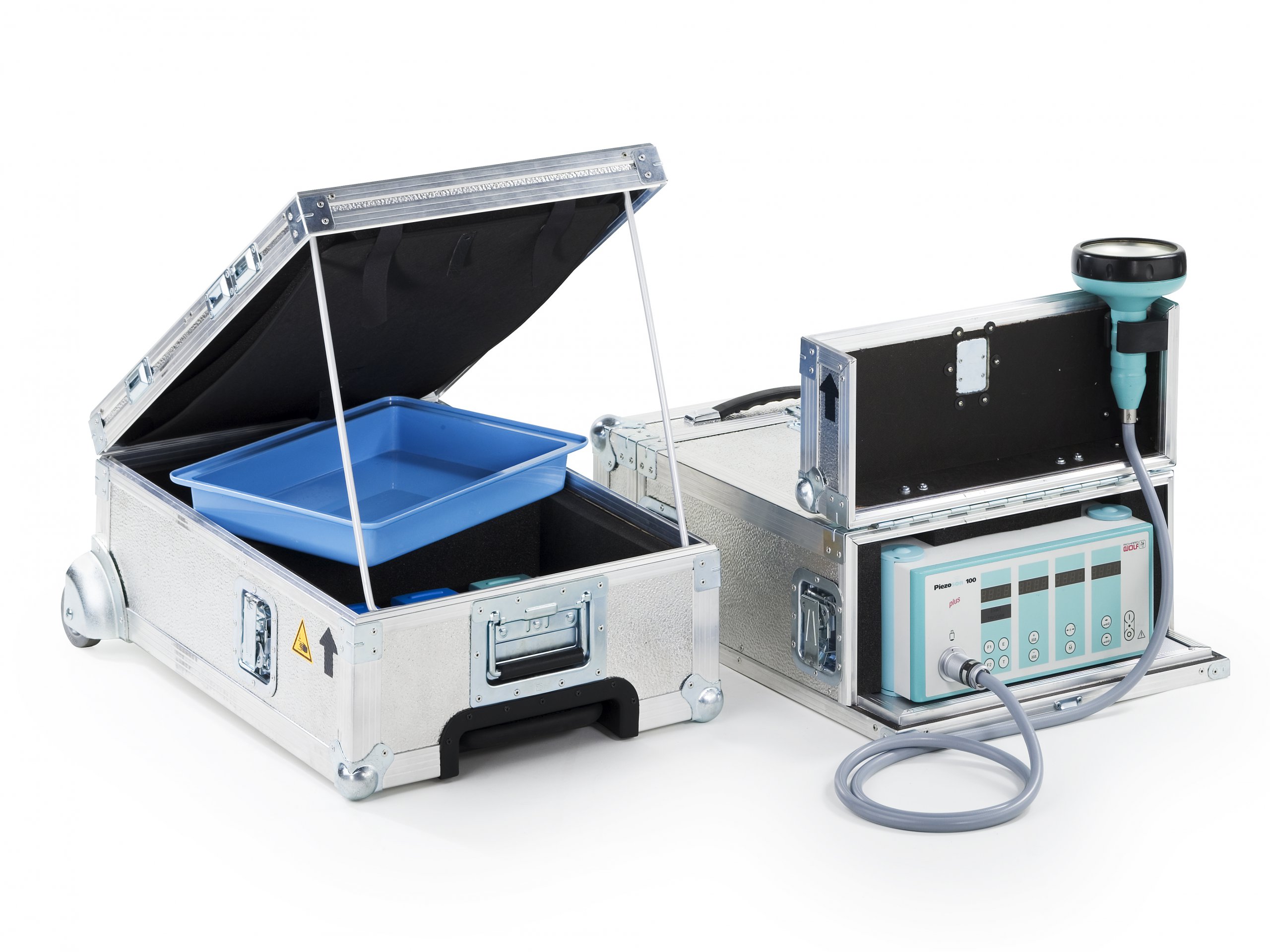 Equipment integration in a case - bwh Koffer