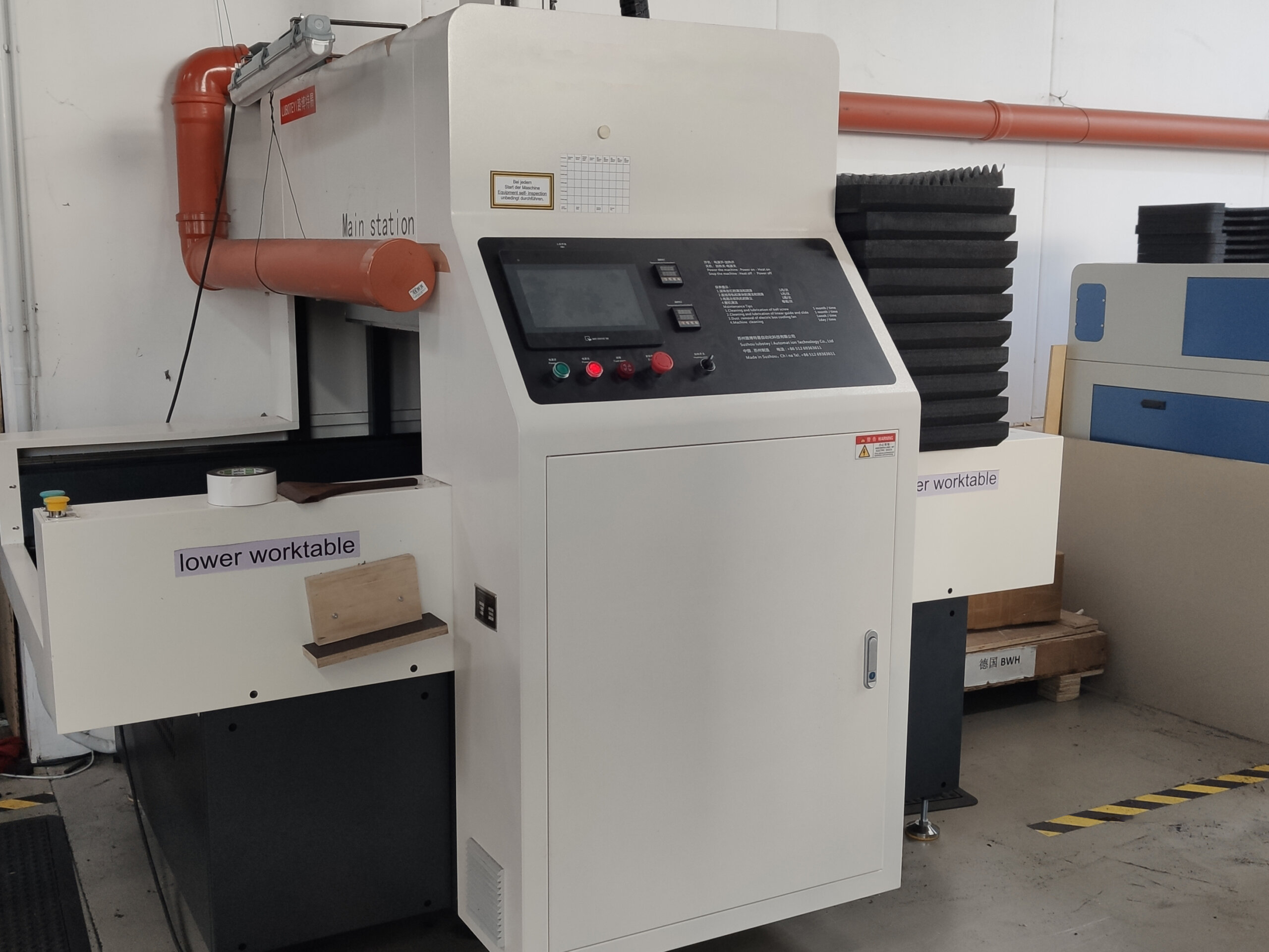 schaumstoff schweissmaschine bei bwh koffer 4-3 Schweißmaschine für Schaumstoffe als Alternative zum Verkleben der Schäume bei bwh Koffer