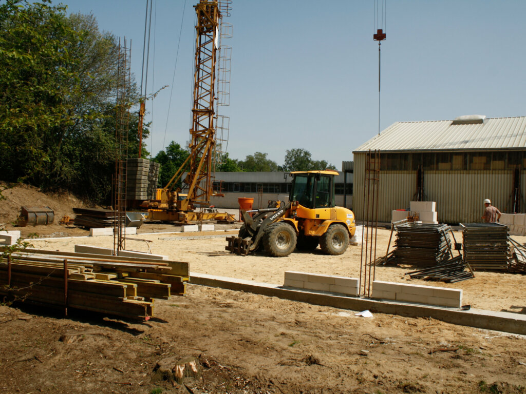Construction of a new production hall